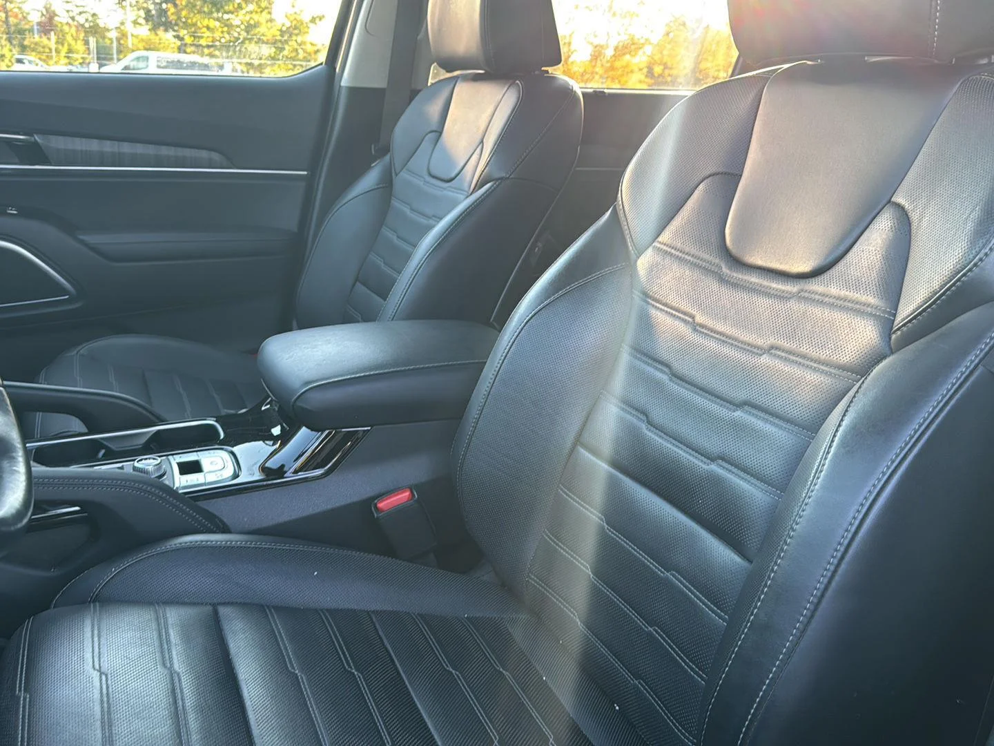 Used 2024 Ebony Black Kia SX-Prestige image 7