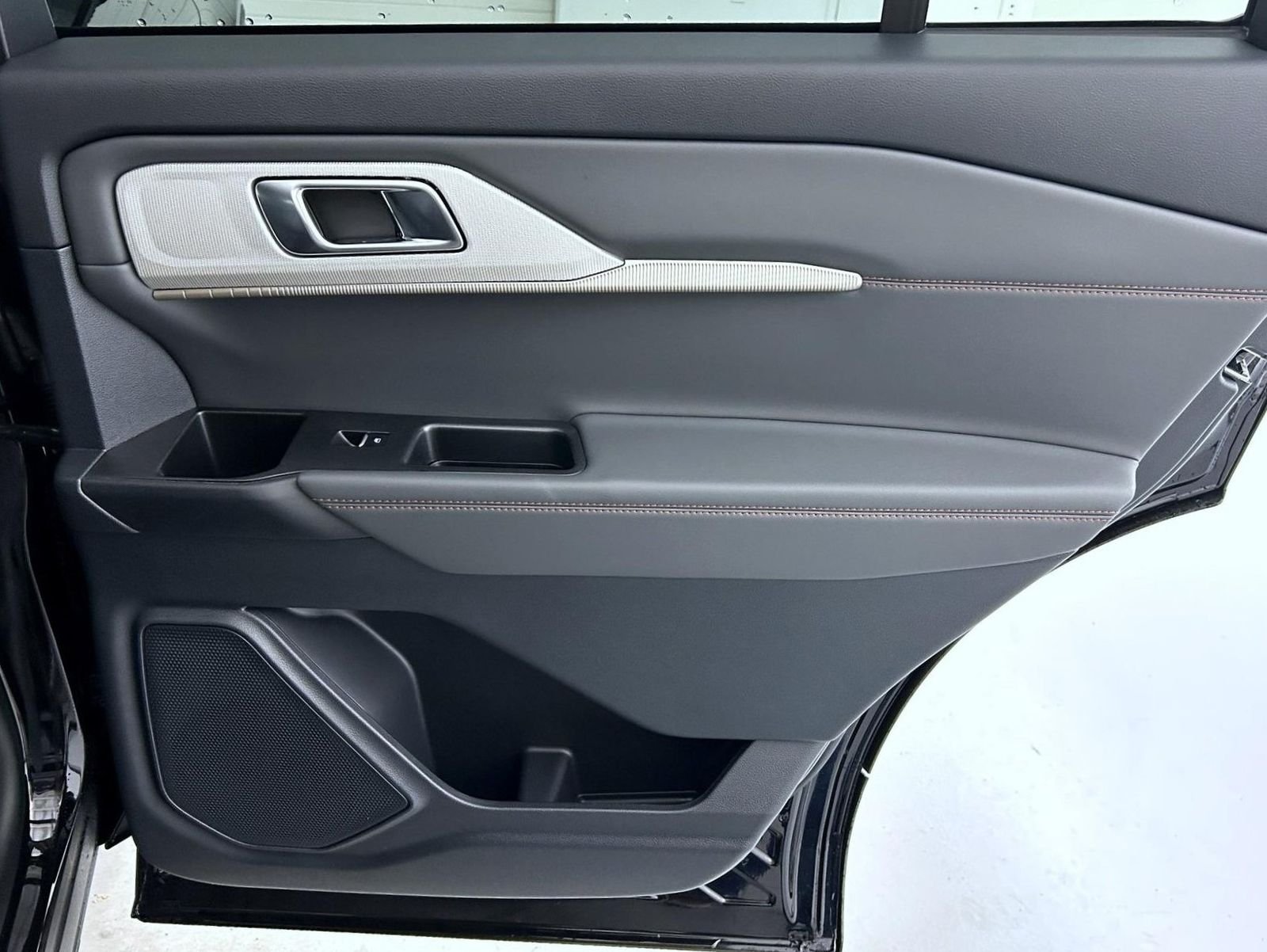New 2026 Agate Black Metallic Ford Active image 17