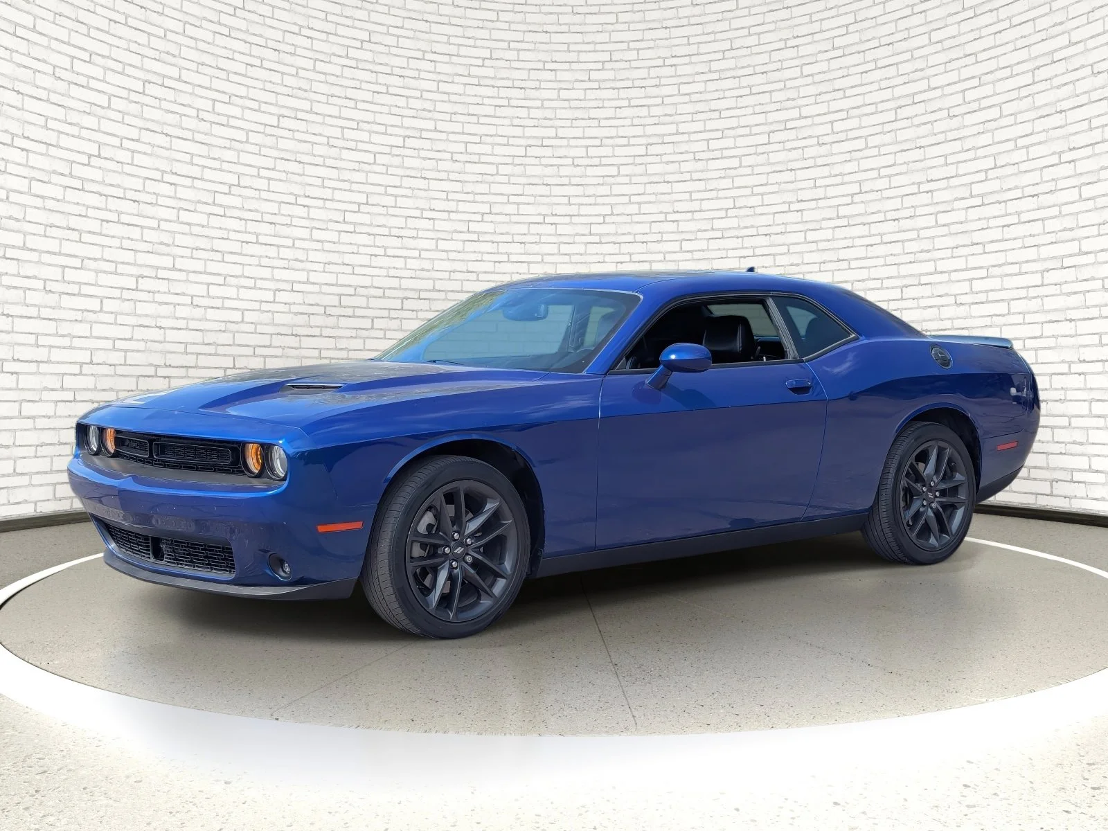 2022 Dodge Challenger SXT - Photo 7