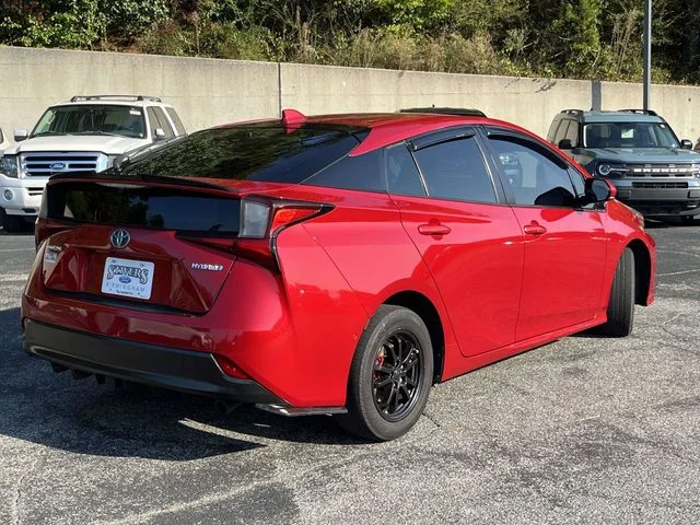 Used 2020 Red Toyota LE image 3