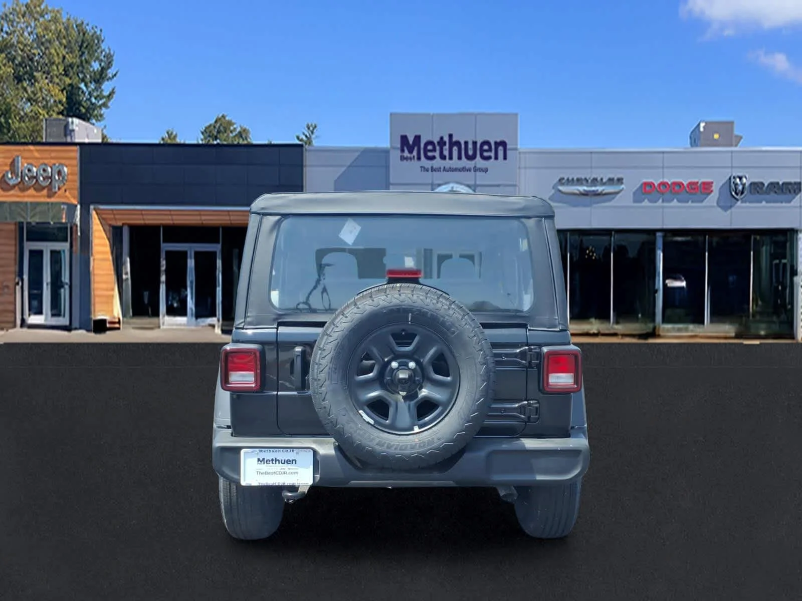 New 2026 Black Clear-Coat Exterior Paint Jeep Sport image 5