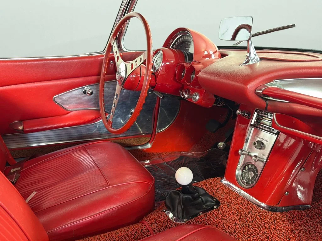 Used 1961 Red Chevrolet  image 31