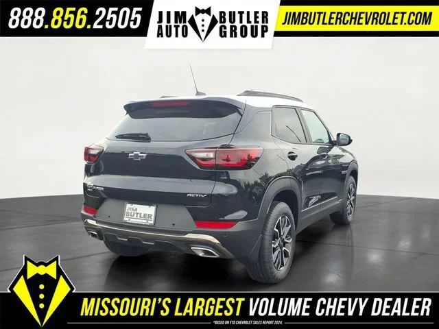 New 2026 Mosaic Black Metallic Chevrolet ACTIV image 23