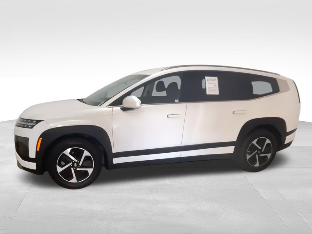 Used 2026 White Hyundai SE image 6