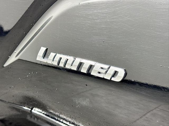 Certified Used 2025 BLACK Toyota  image 15