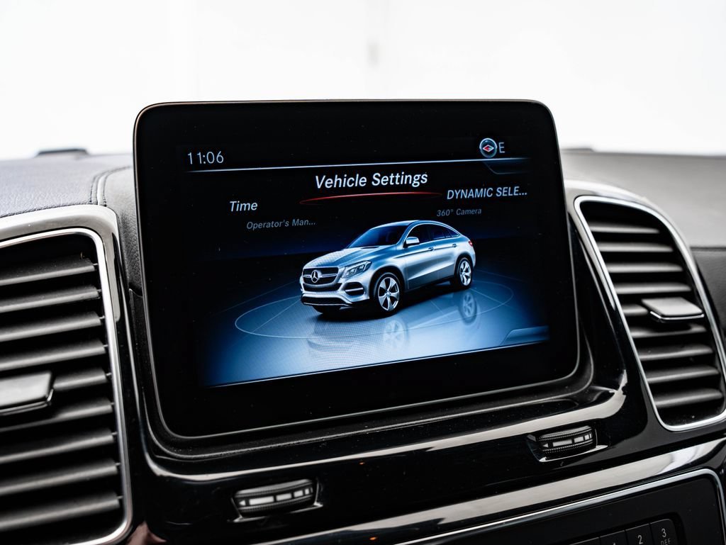 Used 2019 Black Mercedes-Benz GLE 43 AMG® image 33