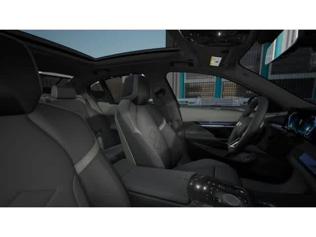New 2027 Black Sapphire Metallic BMW 550e xDrive image 9