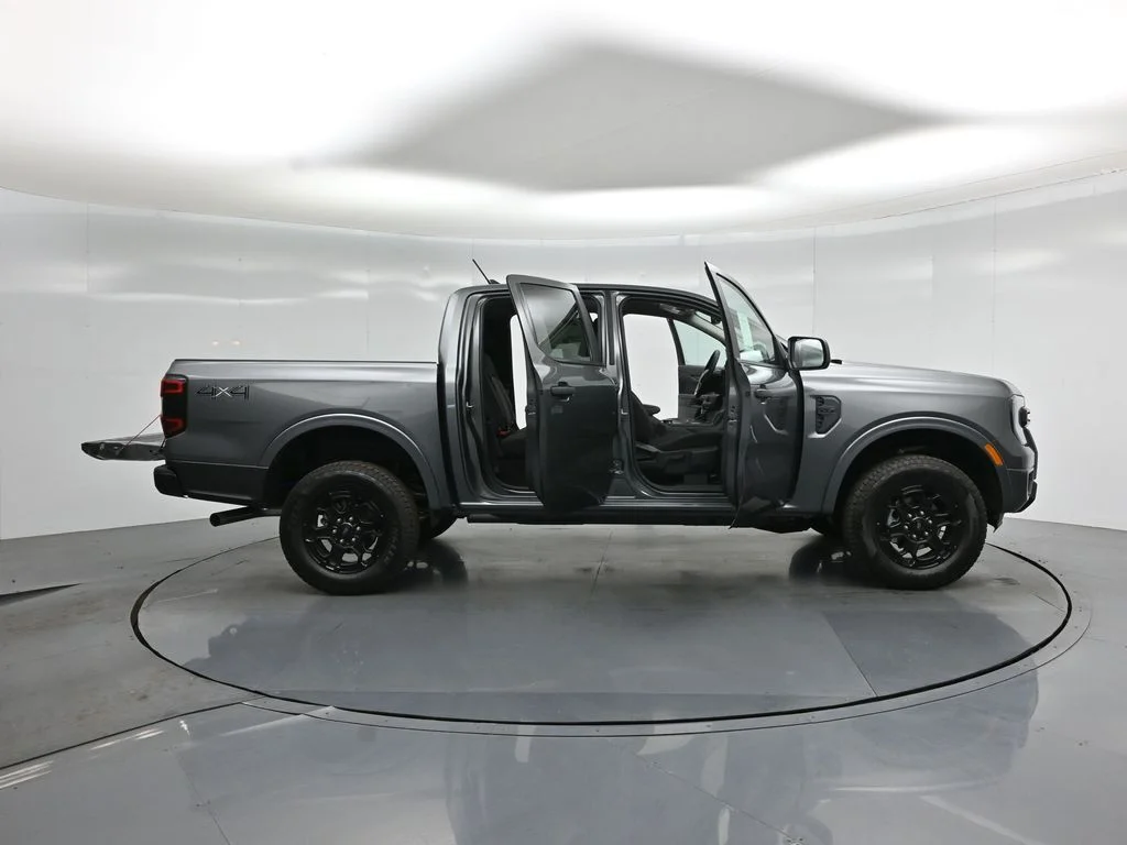 New 2026 Marsh Gray Ford XLT image 3