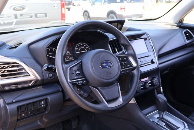 Used 2019 Silver Subaru Base image 8