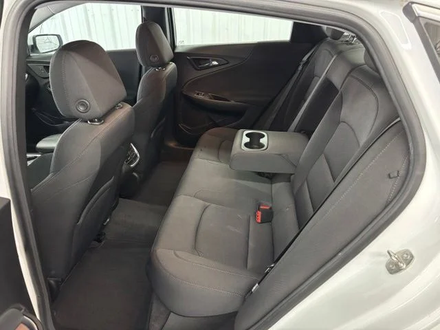 Used 2021 White Chevrolet LT image 11