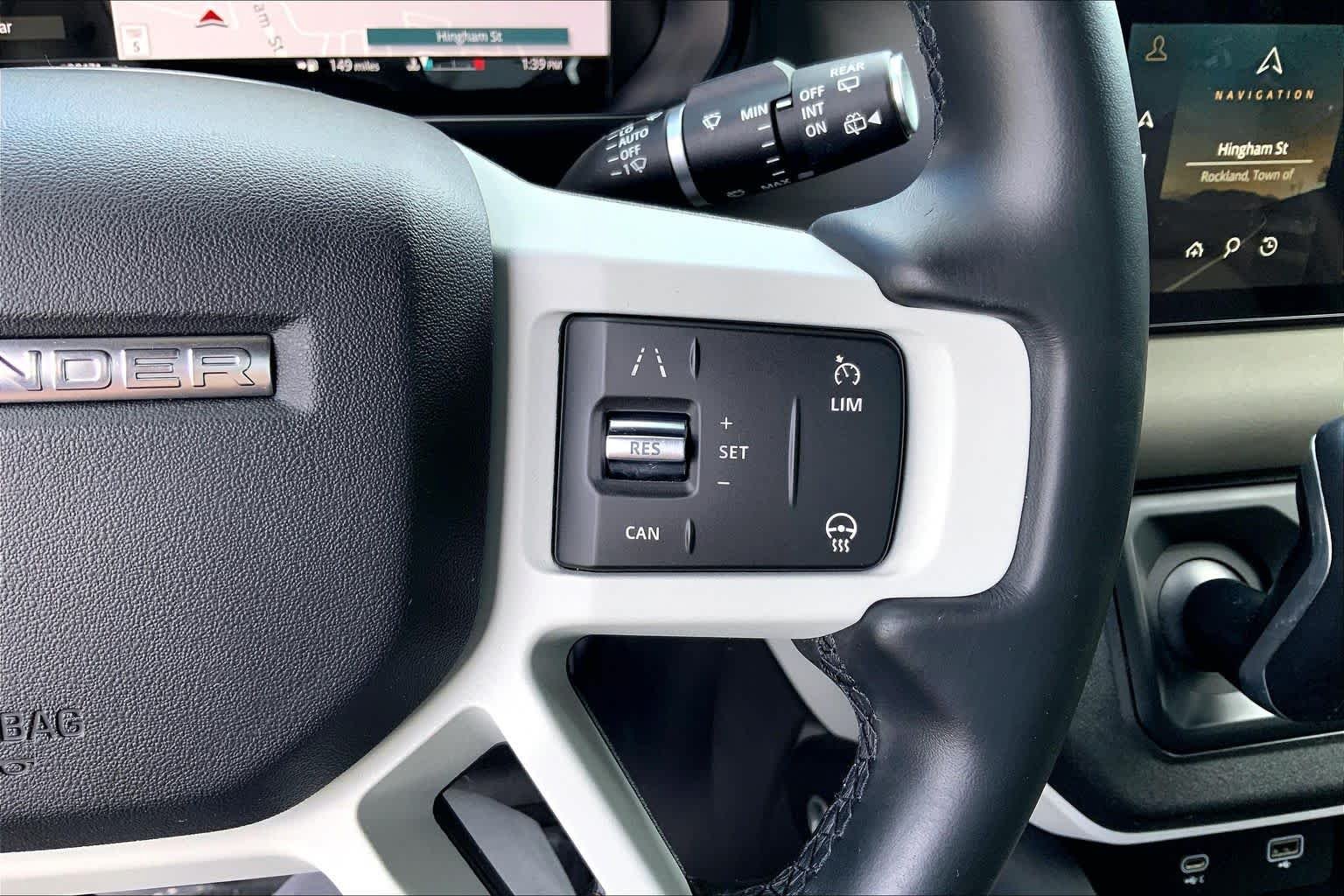 Used 2023 Fuji White Land Rover S image 23