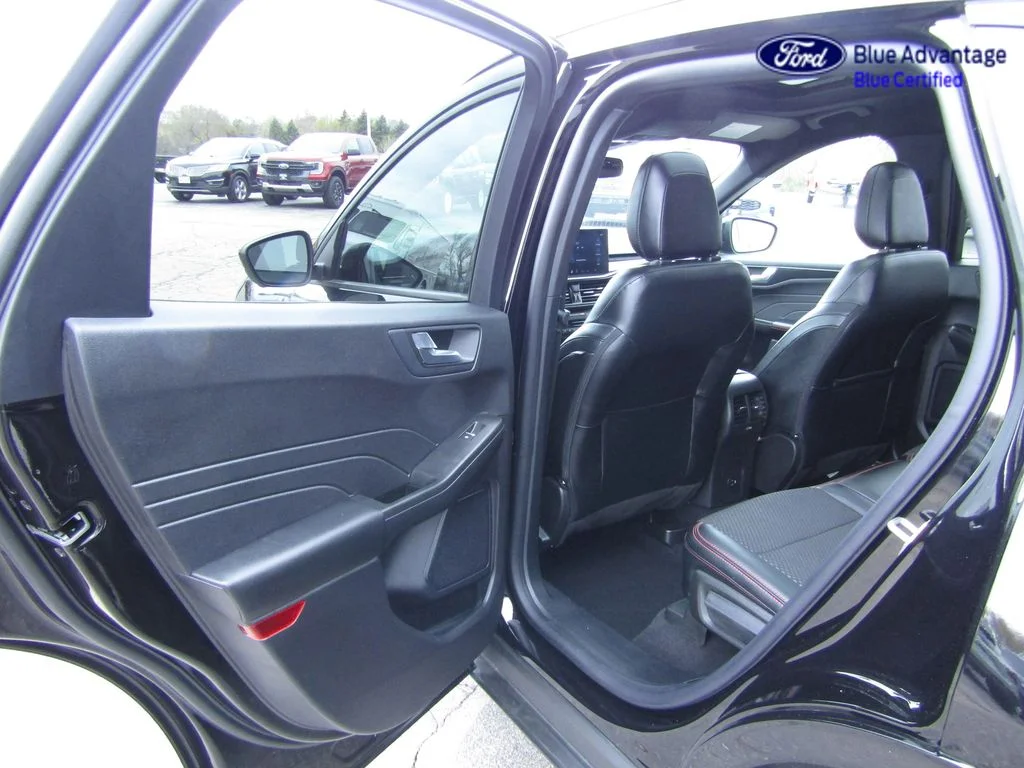 2023 Ford Escape ST-Line Elite - Photo 22