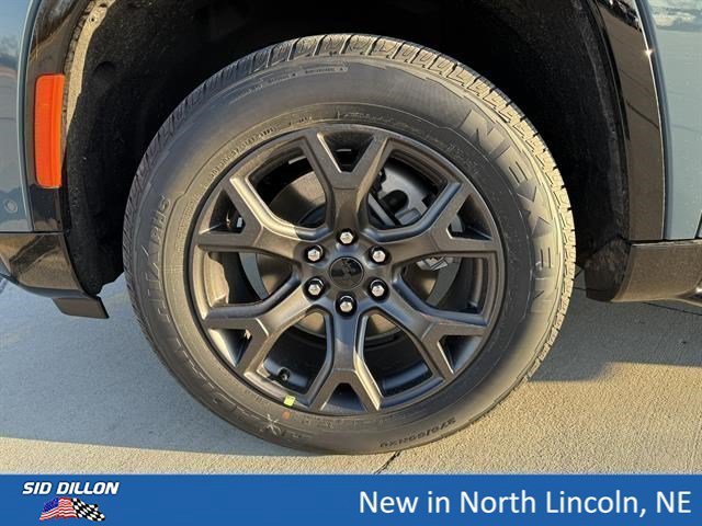 New 2026 Steel Blue Exterior Paint Jeep Limited Altitude image 5