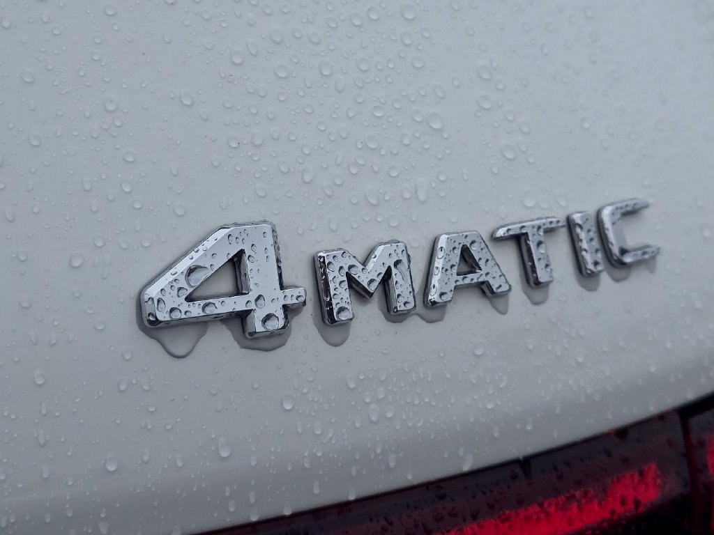 Certified Used 2023  Mercedes-Benz GLB 250 image 16