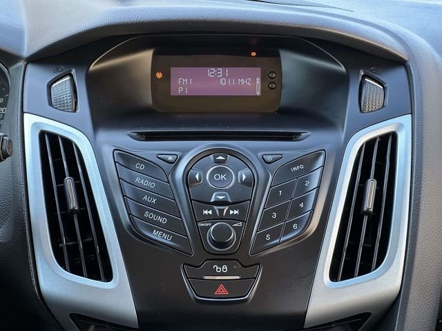 2012 Ford Focus SE - Photo 18