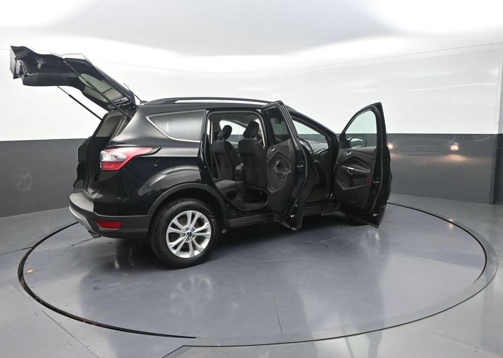 Used 2018 Black Ford SE image 37