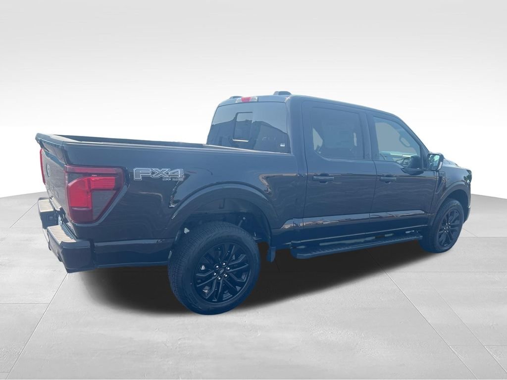 New 2026 Agate Black Metallic Ford XLT image 5