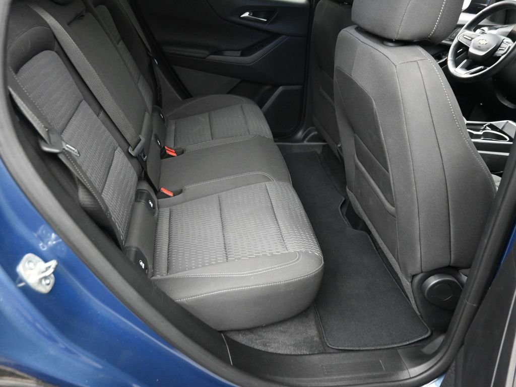 Used 2025 Blue Chevrolet LT image 10