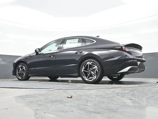 New 2026 Blue Hyundai SEL Sport image 19