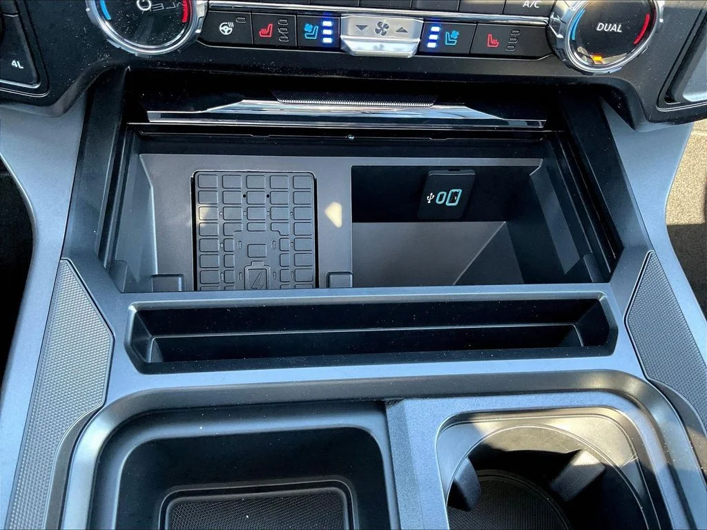 New 2026 Avalanche Ford F-250® Lariat® image 24