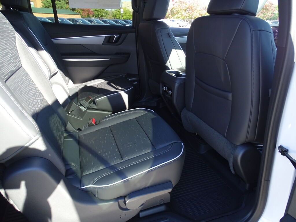 2025 Buick Enclave Sport Touring - Photo 11