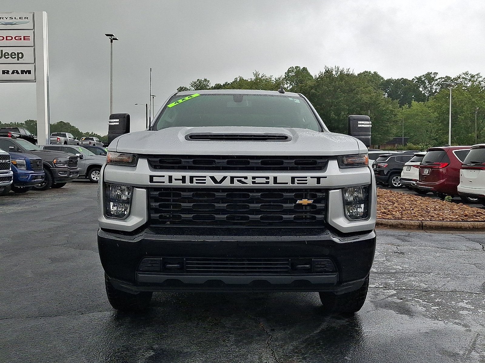 Used 2020 Silver Ice Metallic - GAN Chevrolet 4WD Crew Cab Standard Bed Custom image 2