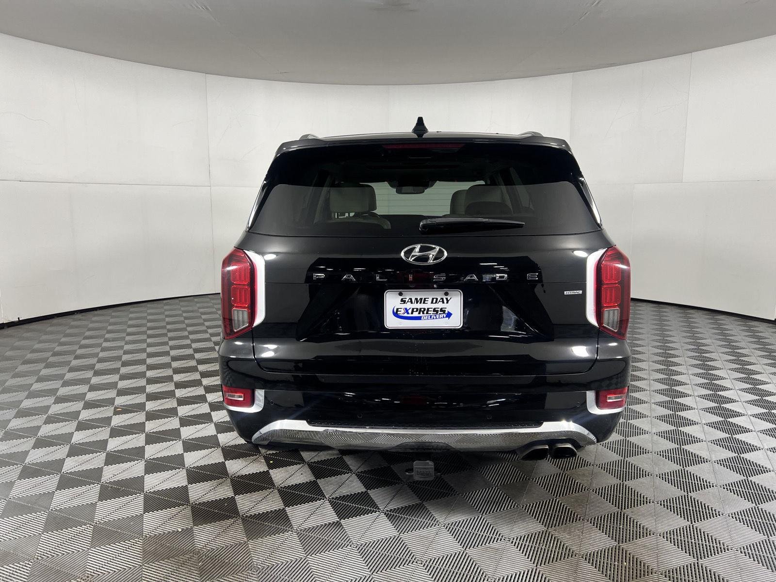 Used 2020 Becketts Black Hyundai Limited image 8