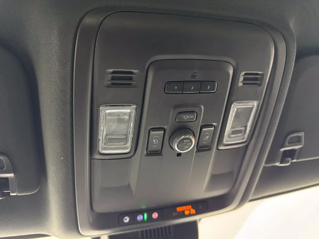 Used 2024 Summit White GMC AT4 image 41