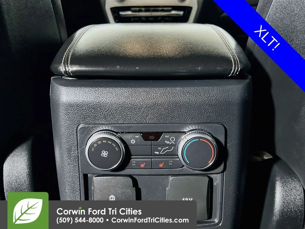 Used 2020 Silver Ford XLT image 29