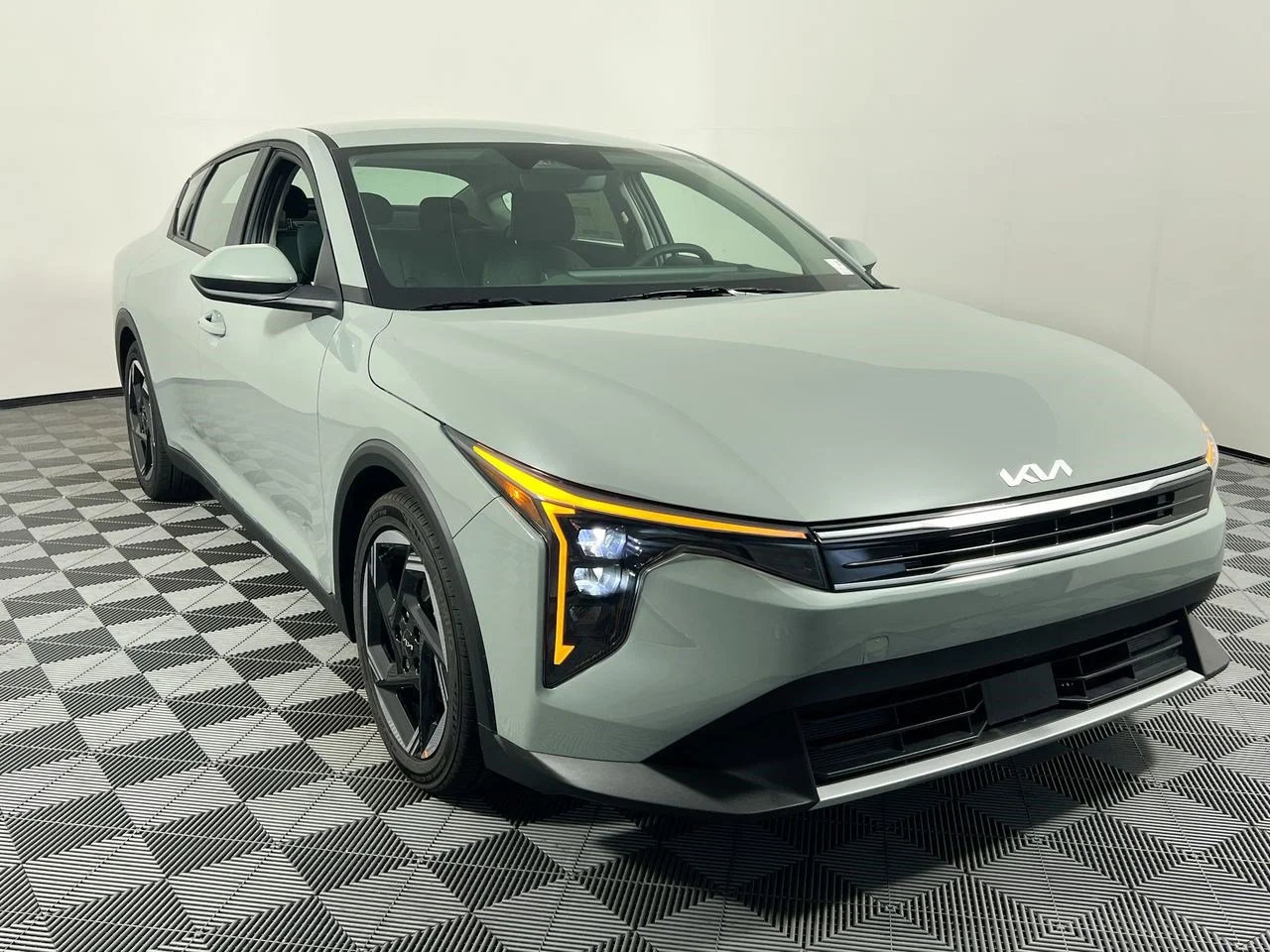 New 2026 Morning Haze Kia EX image 1