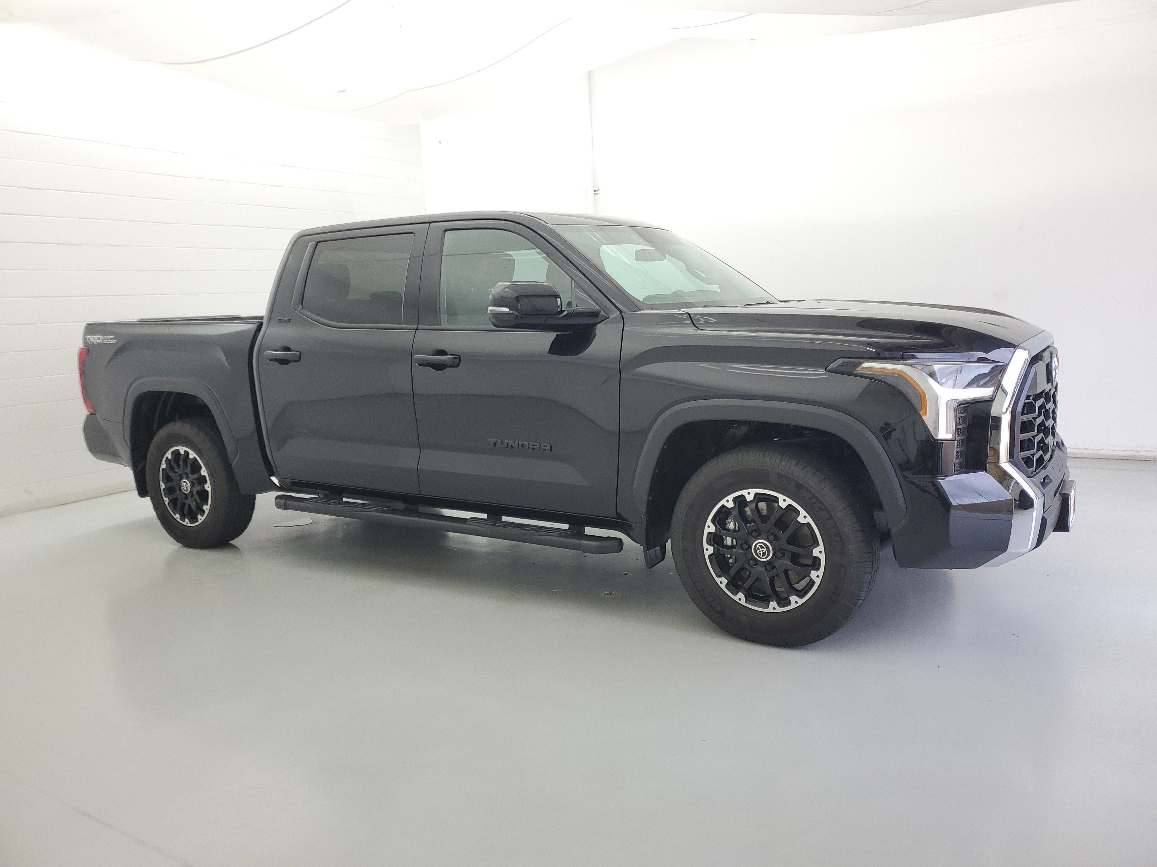 Used 2023 Midnight Black Metallic Toyota SR5 image 4