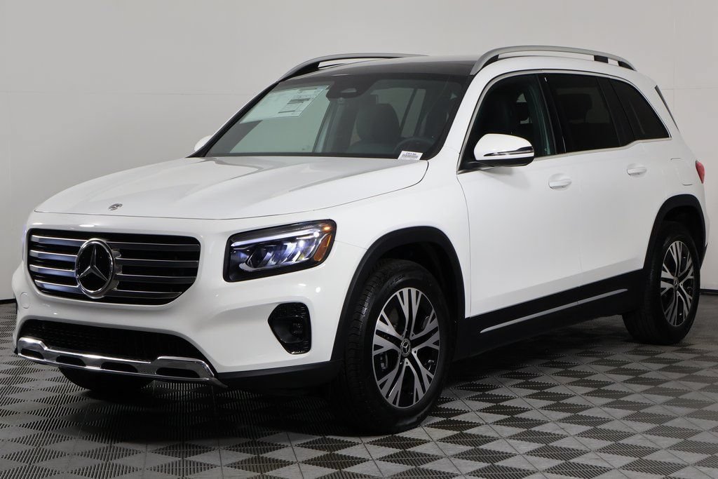 New 2026 Polar White Mercedes-Benz GLB 250 image 11