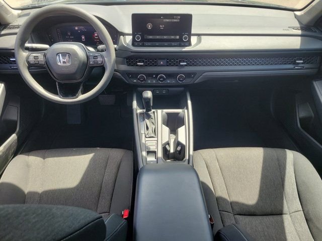 Used 2024 Platinum White Pearl Honda EX image 16