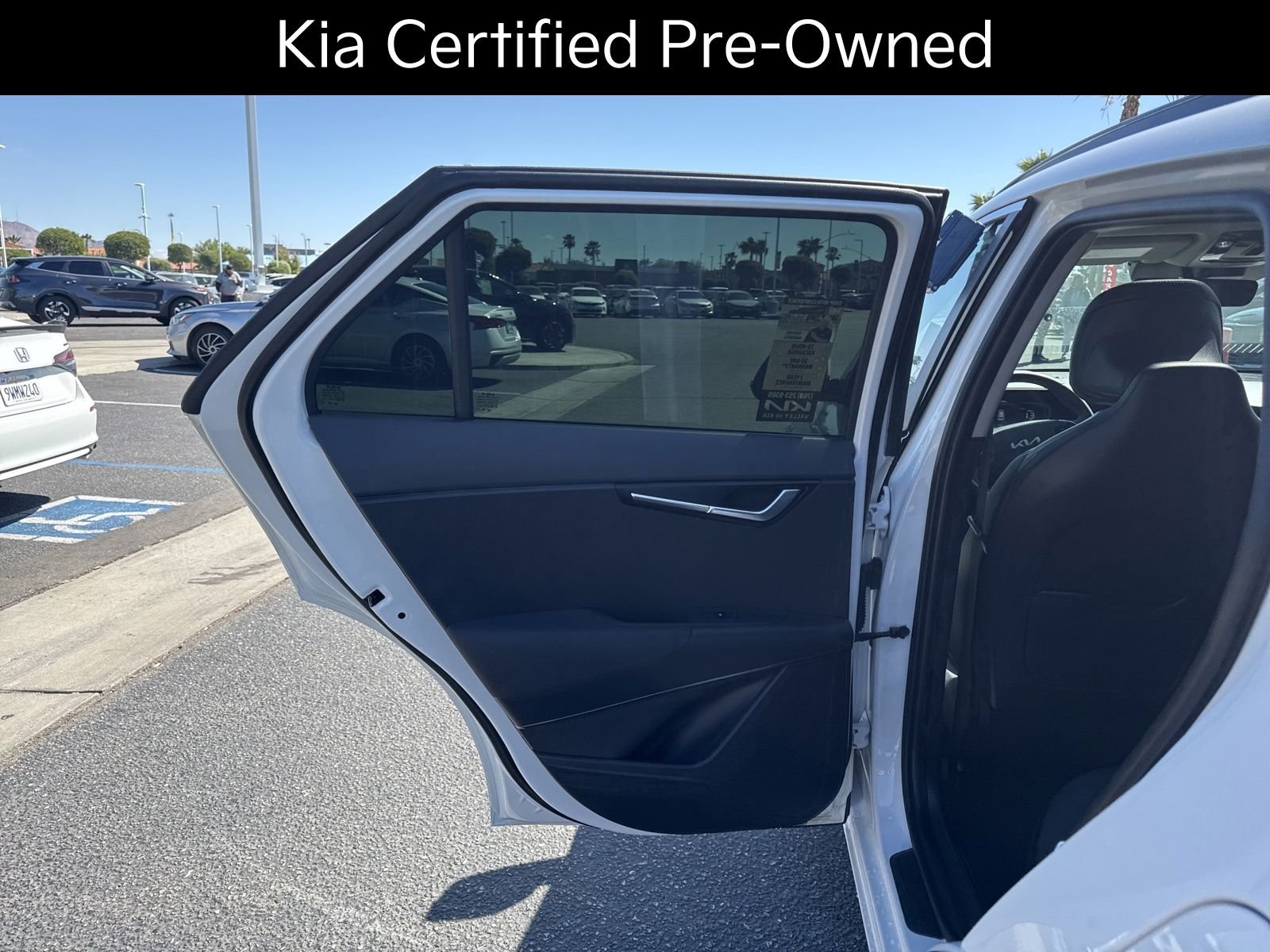 2025 Kia Niro EX Touring - Photo 22