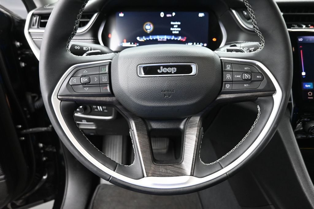 Used 2023 Black Jeep Limited image 19