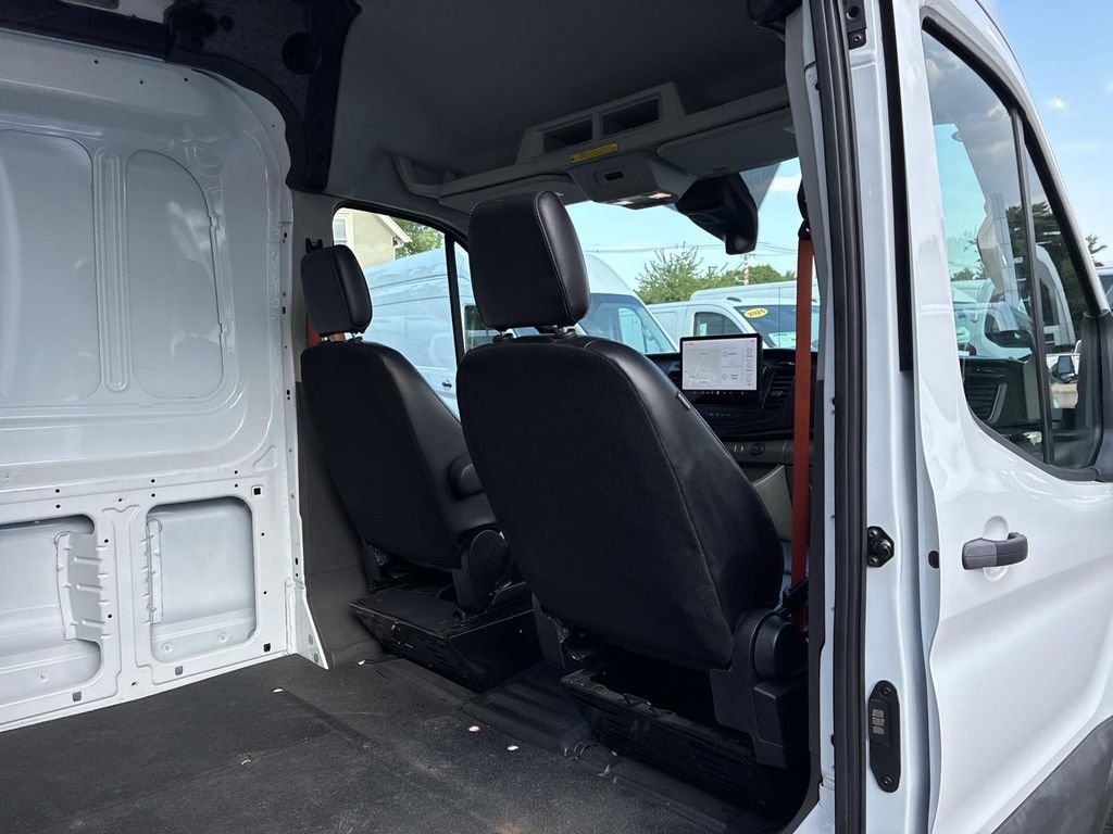 Used 2024 White Ford Base image 11