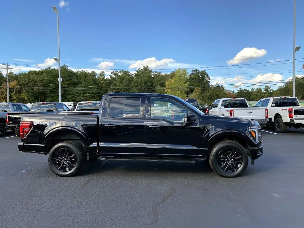 Used 2025 Black Metallic Ford Lariat image 2