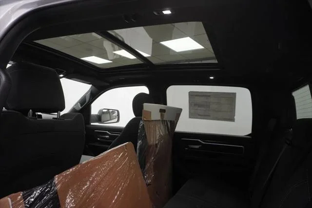 New 2026 Bright White Clear-Coat Exterior Paint RAM BIG HORN image 18