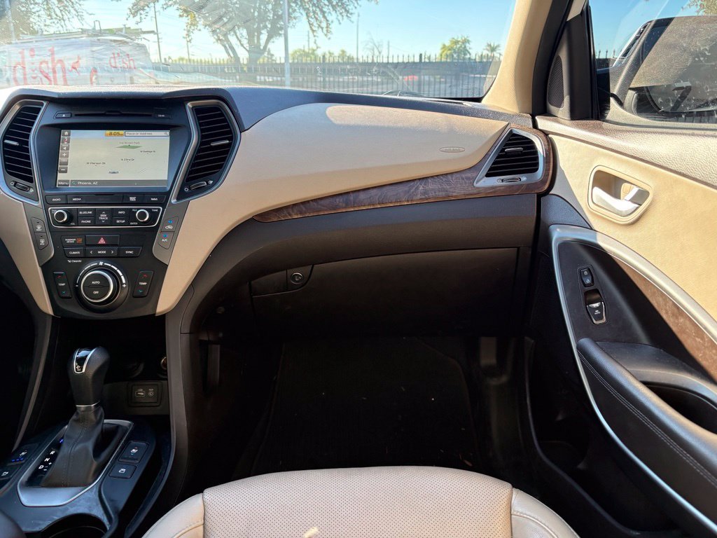 Used 2018 White Hyundai 2.4 Base image 8