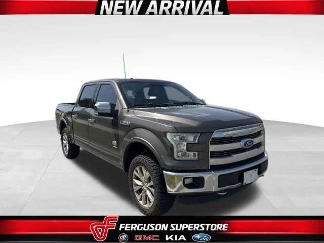 Used 2015  Ford King Ranch image 1