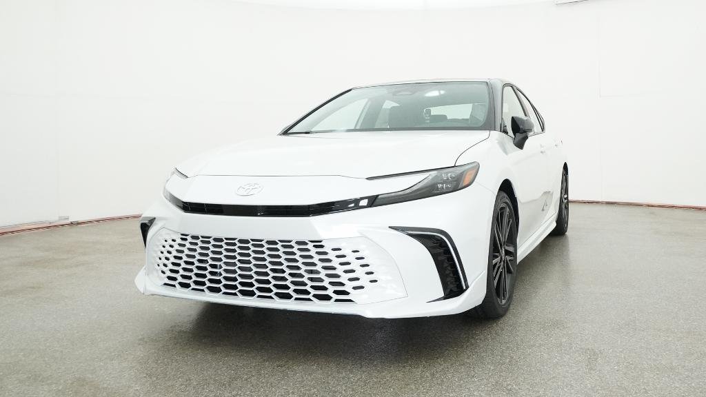 New 2026 Wind Chill Pearl with Midnight Black Metallic roof Toyota XSE image 21