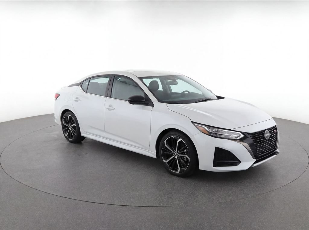Used 2024 White Nissan 2.5 SR image 7