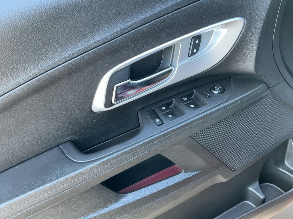 Used 2016 Red Chevrolet LT image 10