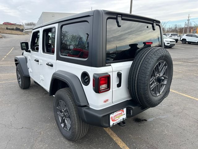 New 2026 Bright White Clear-Coat Exterior Paint Jeep Sport S image 7