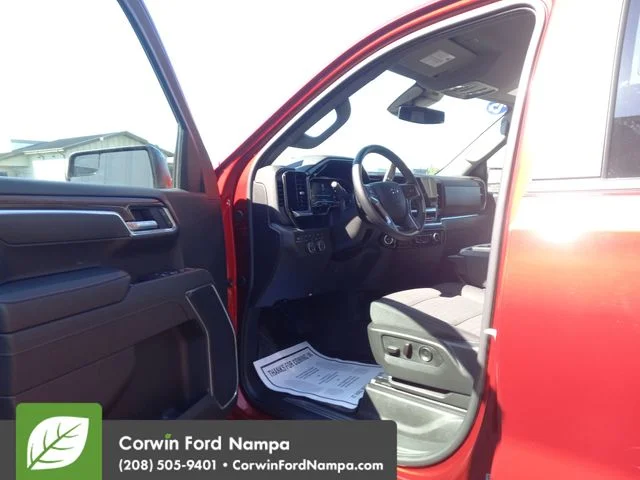 Used 2025 Red Chevrolet RST image 9