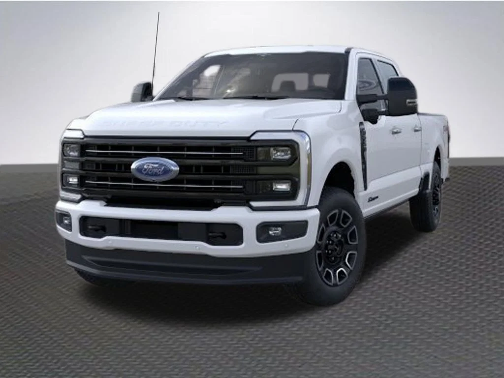 New 2026 Star White Metallic Tri-Coat Ford F-250® Platinum® image 2