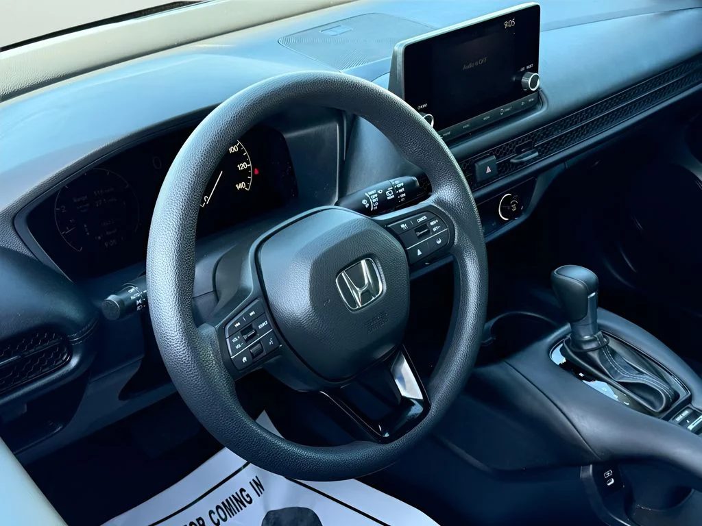 Used 2025 Modern Steel Metallic Honda LX image 15