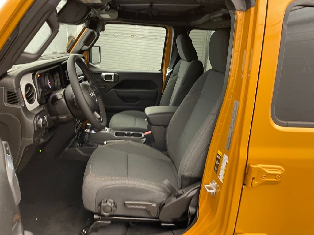 New 2026 Goldilocks Exterior Paint Jeep Sport S image 14