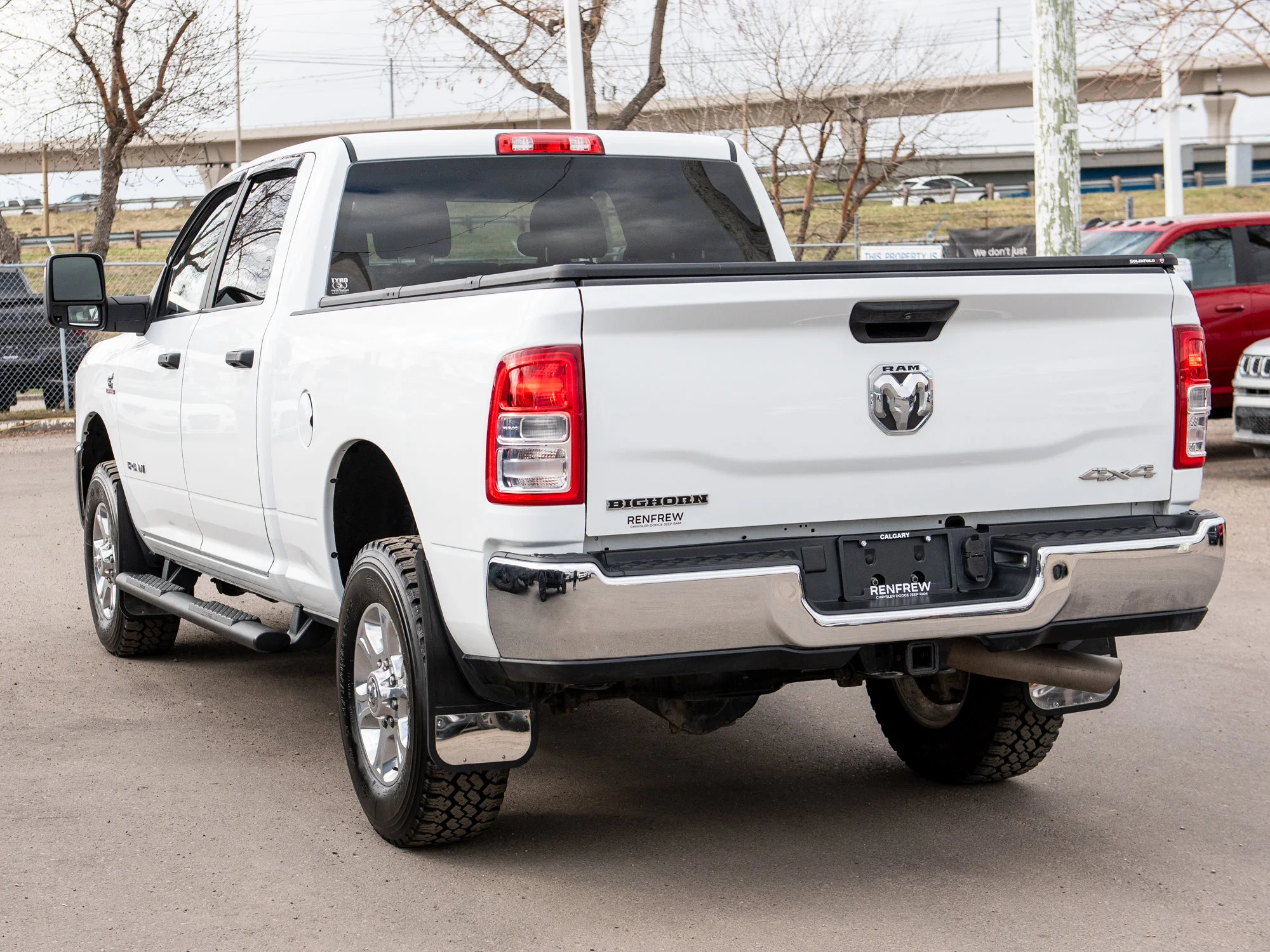 Certified Used 2023 White RAM Big Horn * No Accidents | Cummins Diesel | Apple CarPlay | Remote Start | Heated Seats image 16