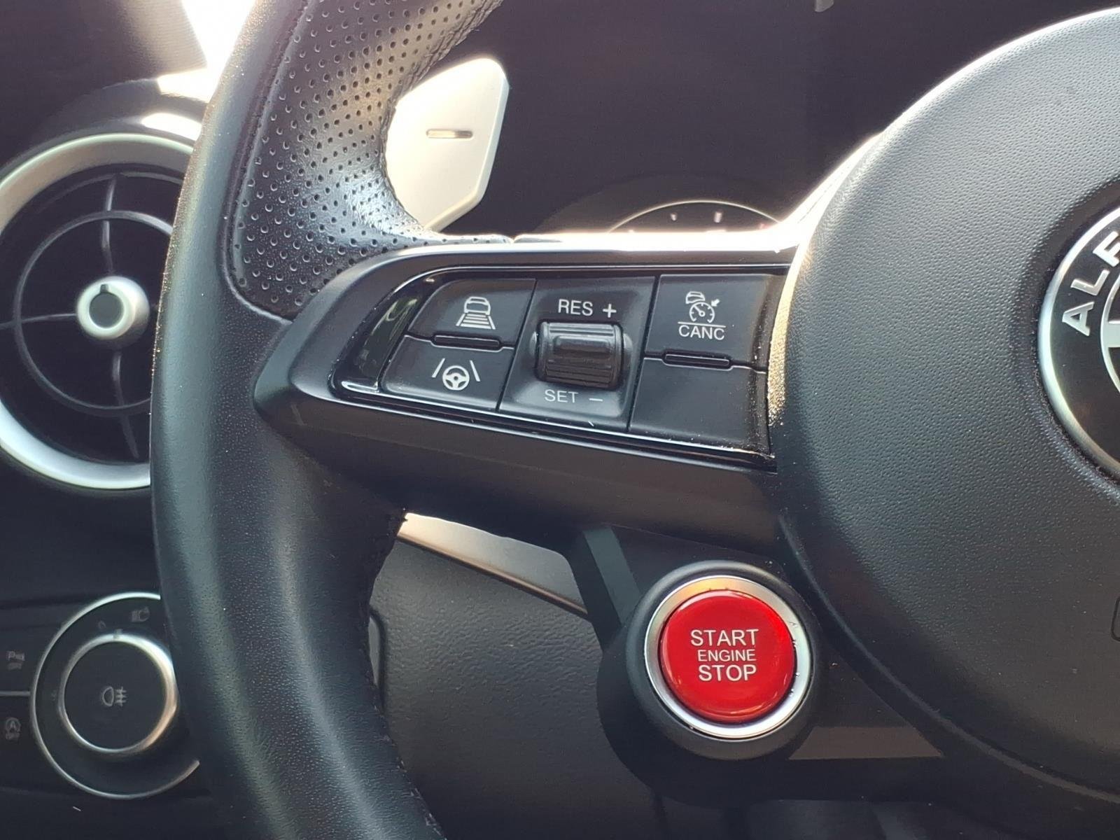 Used 2023 Alfa Rosso Alfa Romeo Veloce image 27